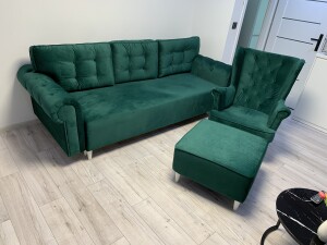Sofa GREEN 1 plus popularny USZAK  z podnóżkiem  typu pufa / JD